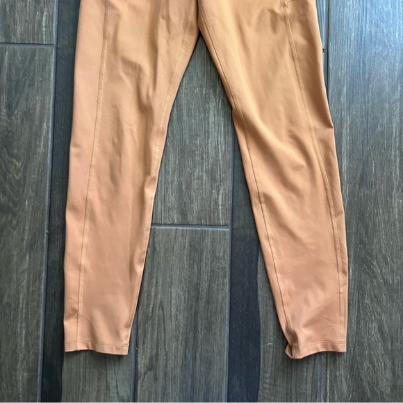 Girlfriend Collective High Rise Compressive Leggings in Twig Sz M - Picture 3 of 7